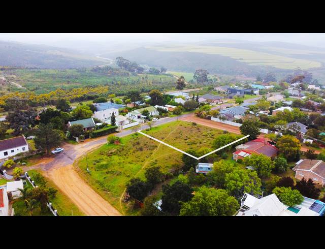 1,113M² VACANT LAND FOR SALE IN BOT RIVER AVENUES